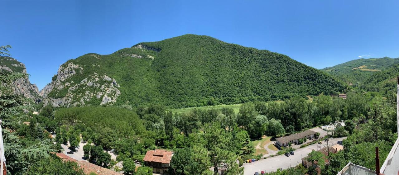 La Forestale Luxury Ecolodge B&B Primo Piano Acqualagna Zewnętrze zdjęcie